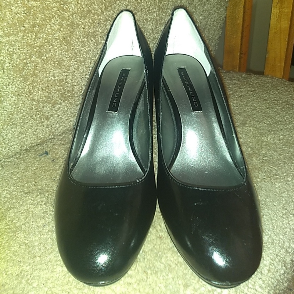 Bandolino black heels